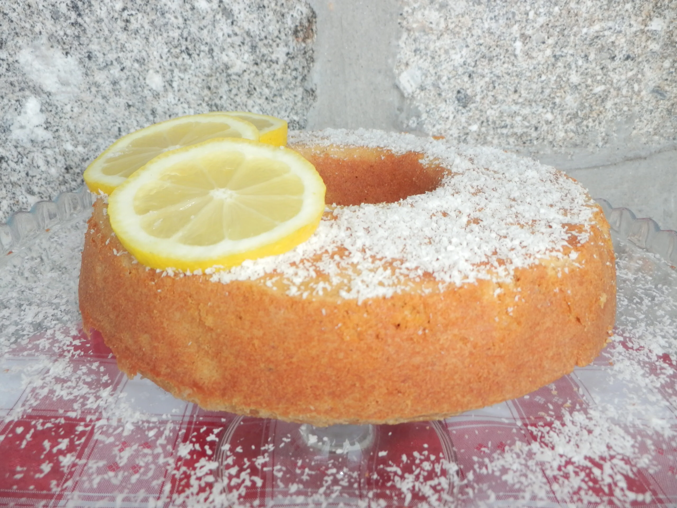 Bolo de limão sem glúten e sem leite Receita por Cael Horta - Cookpad