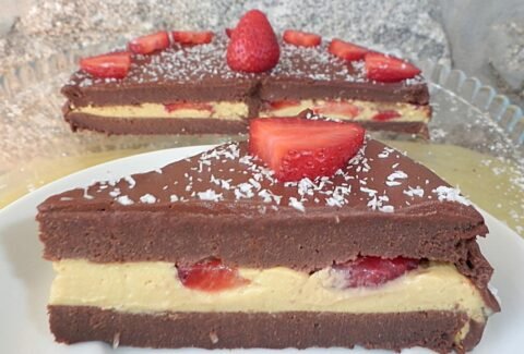 bolo de chocolate com doce ovos